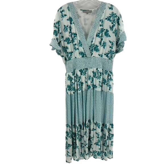 J. Gee Boho Flutter Floral Midi Dress Sz L Green White Tiered Smocked Flowy - Picture 1 of 7